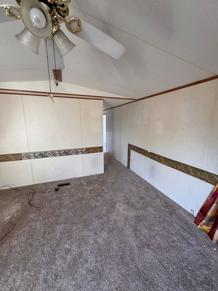 Lot image 12