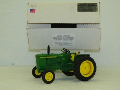 Mike Kammerud's John Deere Farm Toy Auction featured photo 11
