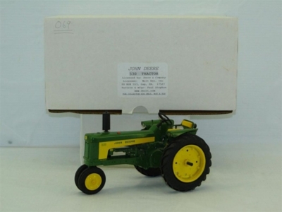 Mike Kammerud's John Deere Farm Toy Auction featured photo 9
