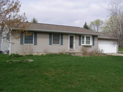 4104 Arlene Dr, Lansing- Online Only Auction featured photo