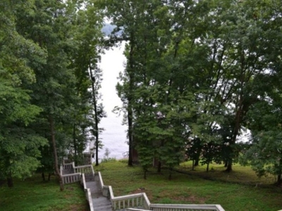AUCTION: 3BR, 2.5BA Lake House with Bonus Rm on Tim's Ford Lake featured photo 9