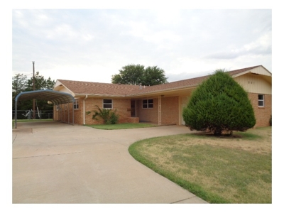 Nice 3 Bedroom 2 Bath Home in Alva - Live Auction featured photo 1