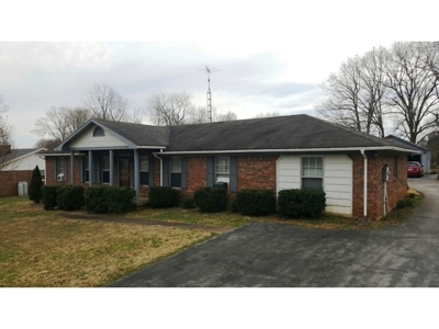 430 SYLVAN CIRCLE featured photo