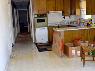 ESTATE AUCTION: 3 BR, 2 BA Home - Great Fixer Upper featured photo 4