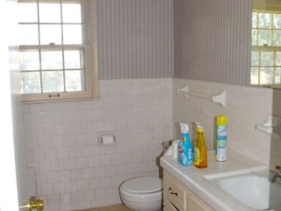 ESTATE AUCTION: 3 BR, 2 BA Home - Great Fixer Upper featured photo 8