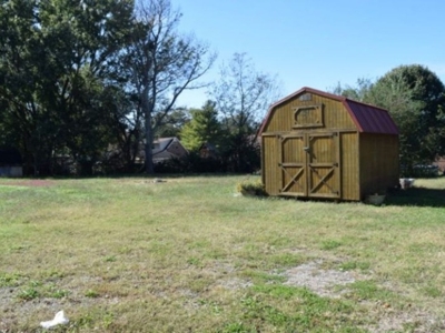 ESTATE AUCTION: 3 BR, 2 BA Home - Great Fixer Upper featured photo 3