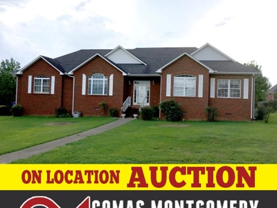 ESTATE AUCTION: Nice 3 BR, 2.5 BA, 3 Car Garage Home featured photo 2