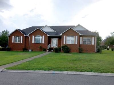 ESTATE AUCTION: Nice 3 BR, 2.5 BA, 3 Car Garage Home featured photo 3