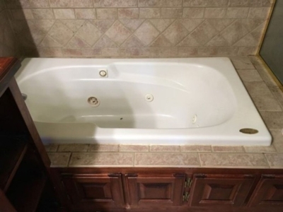 ESTATE AUCTION: Nice 3 BR, 2.5 BA, 3 Car Garage Home featured photo 11