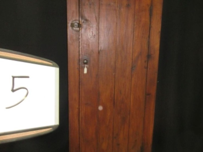Huge 3 Day Antique Auction - Day 1 - Kaufman Auction House featured photo 7