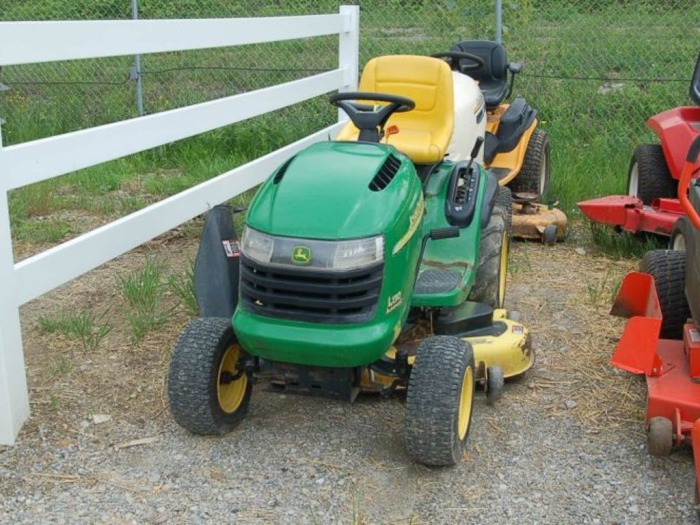 Moore’s Lawn & Garden Annual Spring Auction featured photo 9