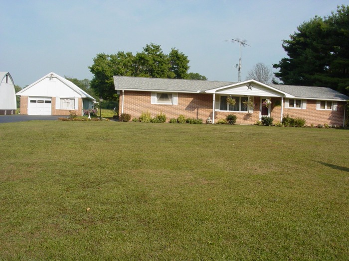 Peterson Auction featured photo 1