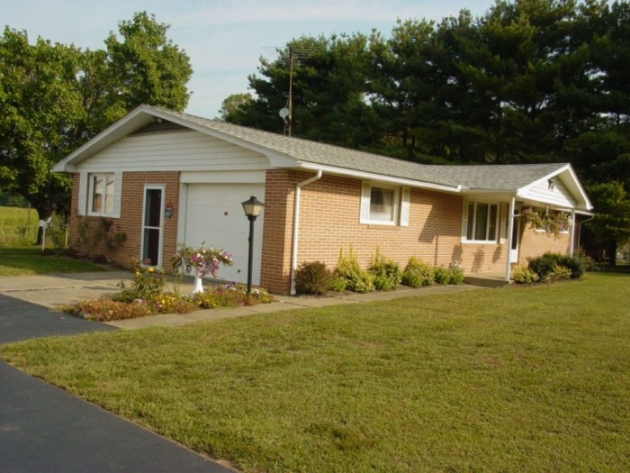 Peterson Auction featured photo 6