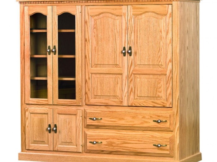 Green Acres 16th Annual Furniture Auction featured photo 7
