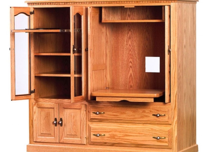 Green Acres 16th Annual Furniture Auction featured photo 6