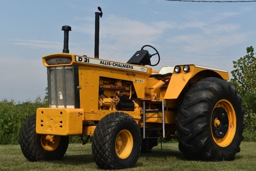 2020 Fall Harvest Antique Tractor Auction - Tractors - Day 2 featured photo