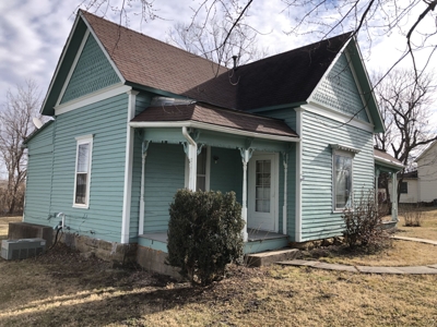 Real Estate Auction featured photo