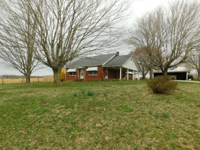 BARREN COUNTY BRICK HOME AND BUILDING SITE SELLING IN TWO TRACTS featured photo