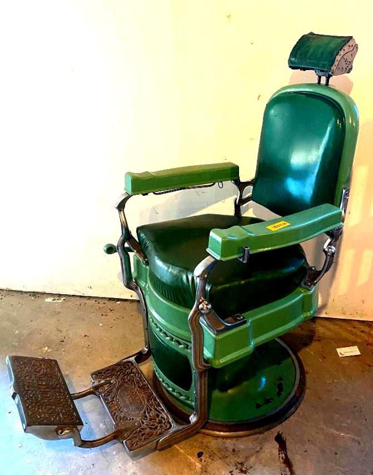 Marengo Wood Splitter, Antique Barber Chair, featured photo 2