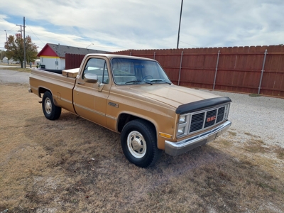 1985 GMC 2500 Pickup, 47075 miles featured photo