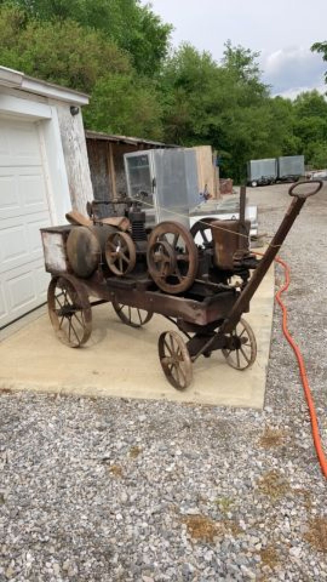 Hit & Miss Motor-Cast Iron-Clocks-Toys featured photo 1