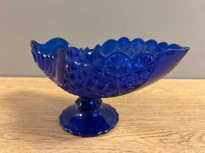 Multi Estate Personal Property Auction - Glassware, Antique Lamps, Collectibles, Elvis Albums, 14ft Alumacraft Jon Boat, Stainless Steel Table, Smokers, etc featured photo