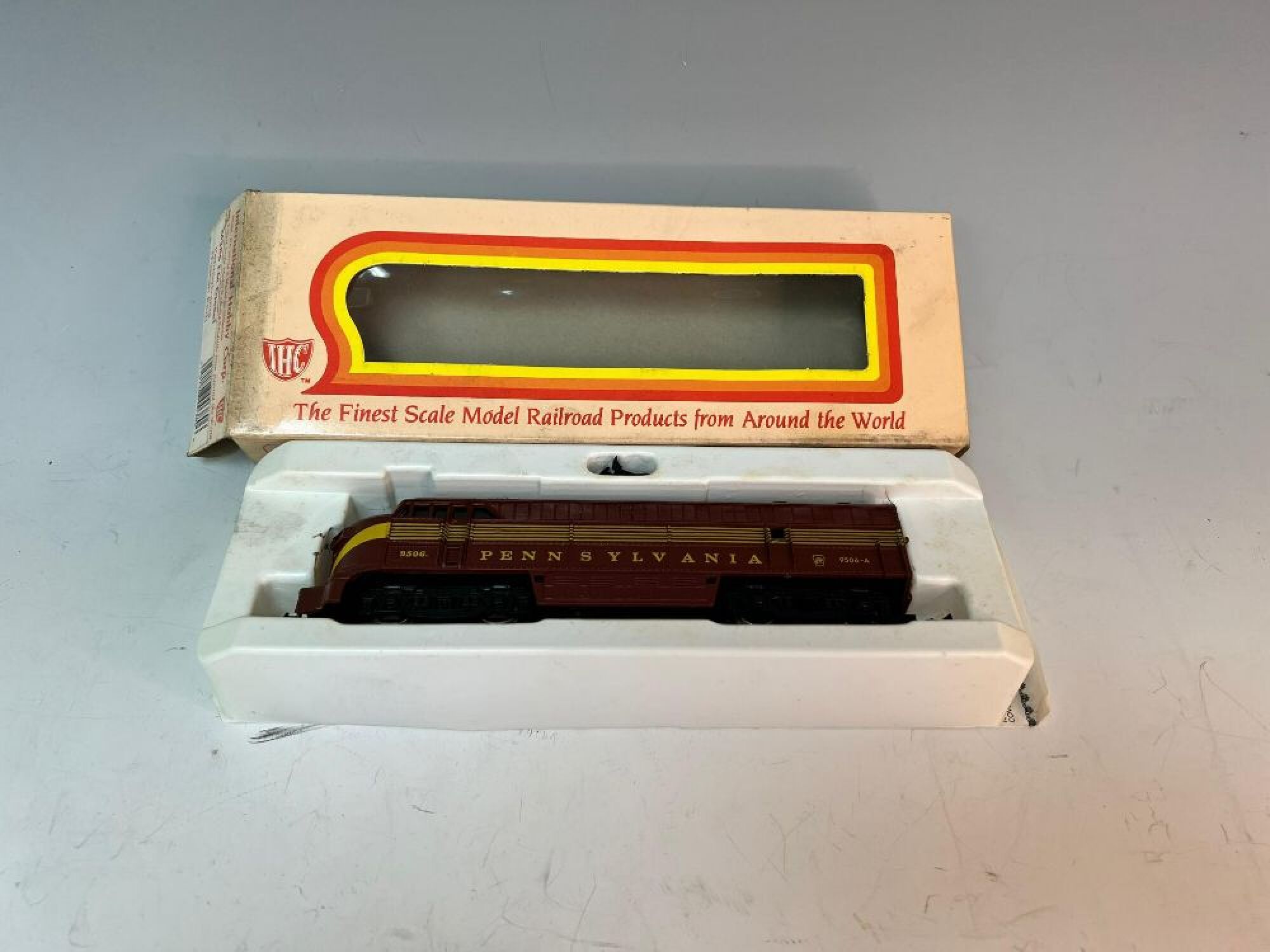 Trains, Coins, Sports collectibles, blowmolds, Longaberger and more featured photo 5