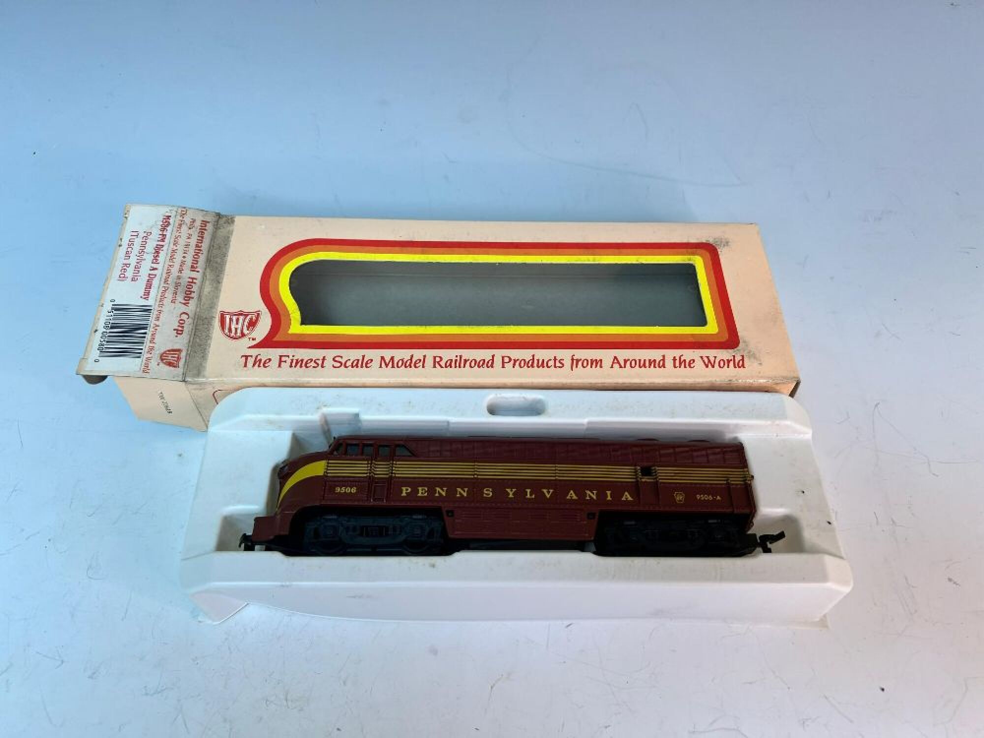 Trains, Coins, Sports collectibles, blowmolds, Longaberger and more featured photo 6