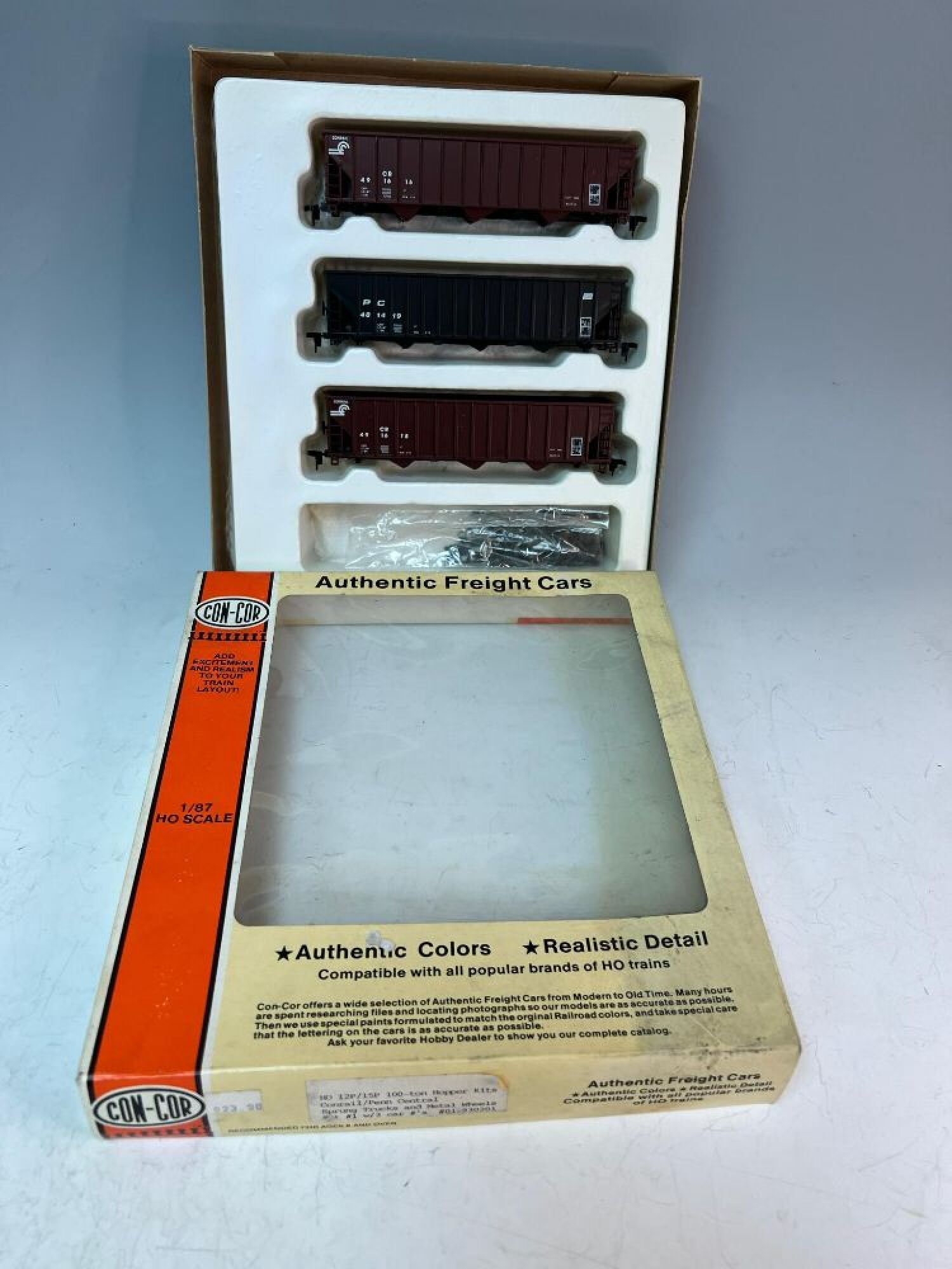 Trains, Coins, Sports collectibles, blowmolds, Longaberger and more featured photo 11