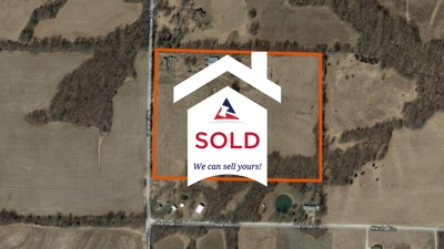 30 Acres with Manufactured Home, Barn & Pond in Centralia School District, 10800 N. Nienaber Ln., Centralia, MO featured photo
