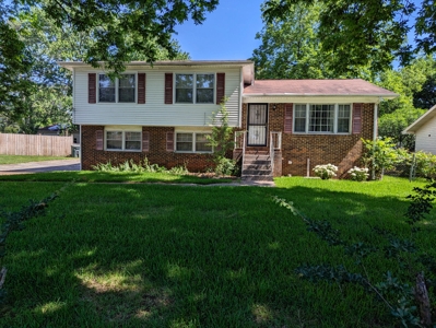 Estate Auction:  3-Bedroom Partially Brick Home Located In North Huntsville featured photo