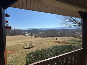 Five Bedroom 3 Bath Brick Ranch House on 5 Acres featured photo