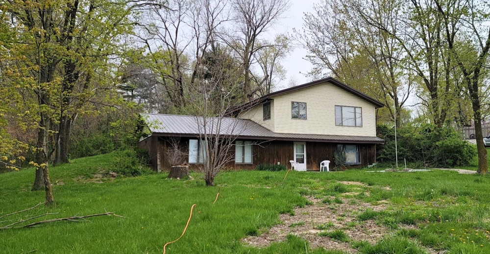 Daviess County Land Auction W/ Home and 3 Acres featured photo 1