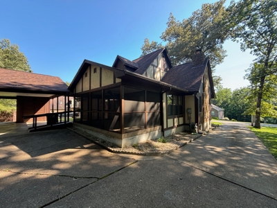 HOME - BASEMENT - GOLF COURSE LOT - ONLINE BIDDING ONLY ENDS TUES., JULY 22ND @ 4:00 PM EDT featured photo 10