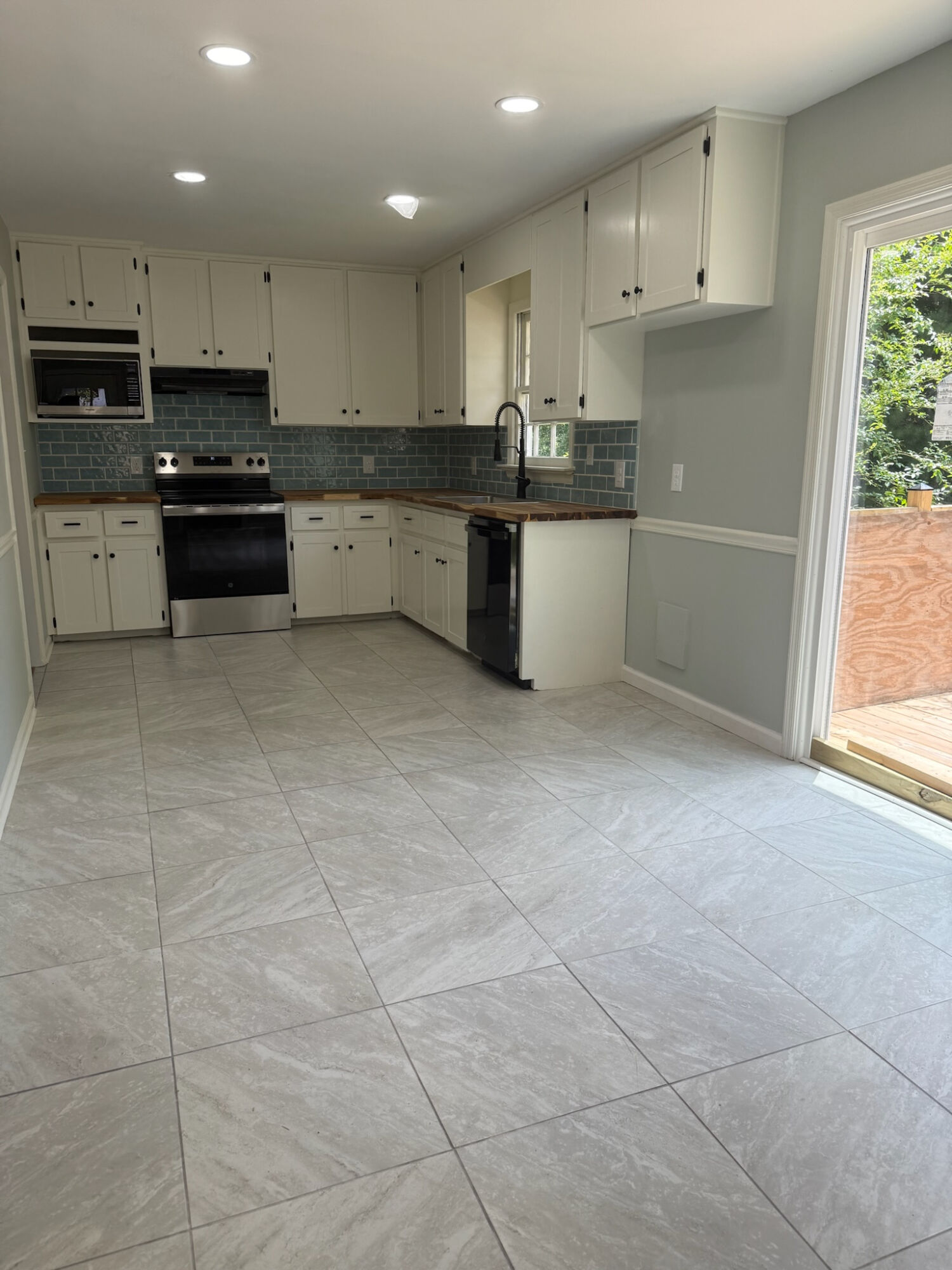 108 Ragan Drive, Gray, GA - 3 Bedroom, 2 Bath House in between Macon and Gray featured photo 7
