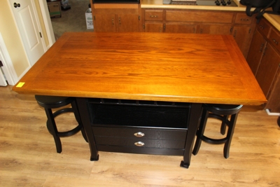 ANTIQUES - FURNITURE - APPLIANCES - GLASSWARE - MISCELLANEOUS - ONLINE BIDDING ONLY ENDS TUES., JULY 15TH @ 6:00 PM CDT featured photo 3