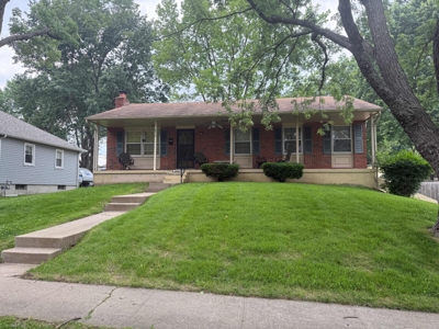 Versatile Home With Extra Garage Space In Independence featured photo 1
