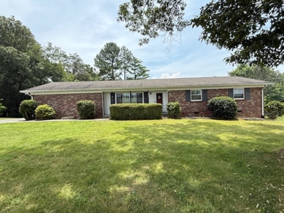 Maryville, TN Absolute Auction featured photo