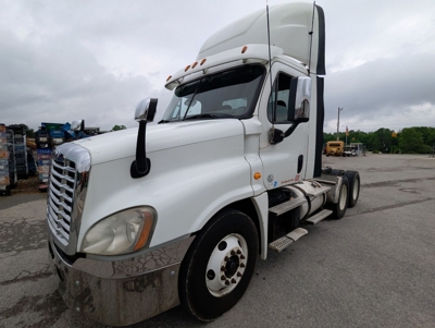 Summer Consignment Auction:  Construction/Farm Equip., Tractors, Trucks, Trailers & Cars (3 Catalogs) featured photo 10