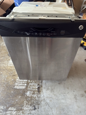 Furniture, Collectibles, Home Furnishings & Personal Property at Absolute Online Auction featured photo 5