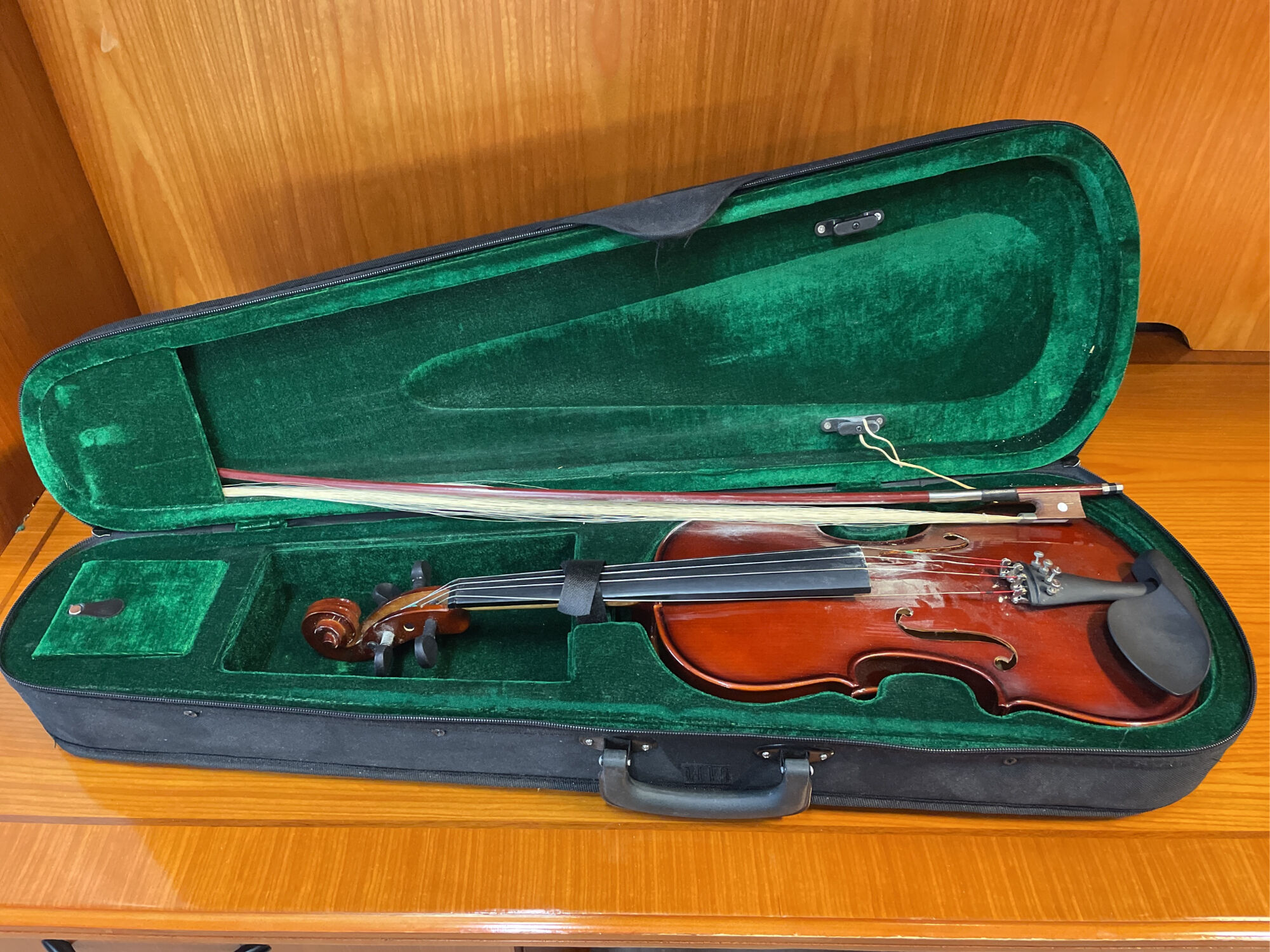 Firearms, Musical Instruments and Tools at Absolute Online Auction featured photo 4