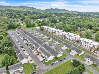 4717 Royal Prince Way, Knoxville, TN 37912 $244,900 featured photo 3