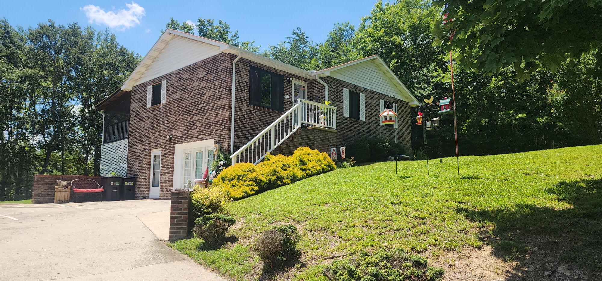 191 Ashely Lane, Oneida, TN. Brick 2100 sf with 4 BR + 2 BA featured photo 2