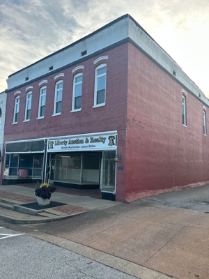 ONLINE AUCTION*HISTORIC COMMERCIAL BUILDING AND PERSONAL PROPERTY IN THE HEART OF DOWNTOWN LEXINGTON TN featured photo 1