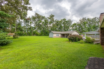 3BD/2BA 2 CAR+ DETACHED GARAGE/SHOP/GAME ROOM featured photo 6
