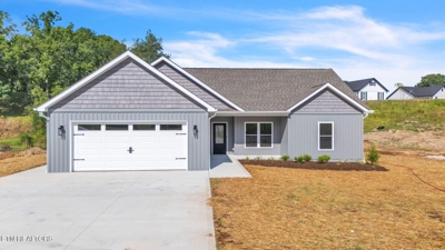 390 Hillvale Rd, Clinton, TN 37716 $499,900 featured photo 1