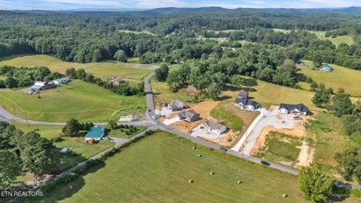 390 Hillvale Rd, Clinton, TN 37716 $499,900 featured photo 7