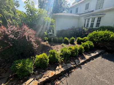 TWO STORY HOME - BASEMENT GARAGE - CORNER LOT - ONLINE BIDDING ONLY ENDS TUES., AUG. 26TH @ 4:00 PM EDT featured photo 8