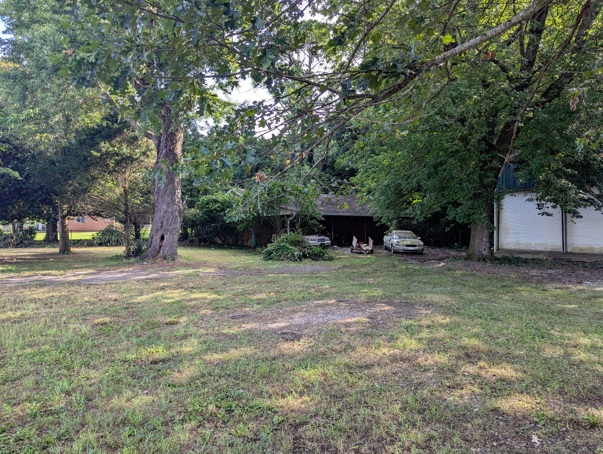 Estate Auction:  3-Bedroom Brick Home & Shop Building On 1 Acre± featured photo 8