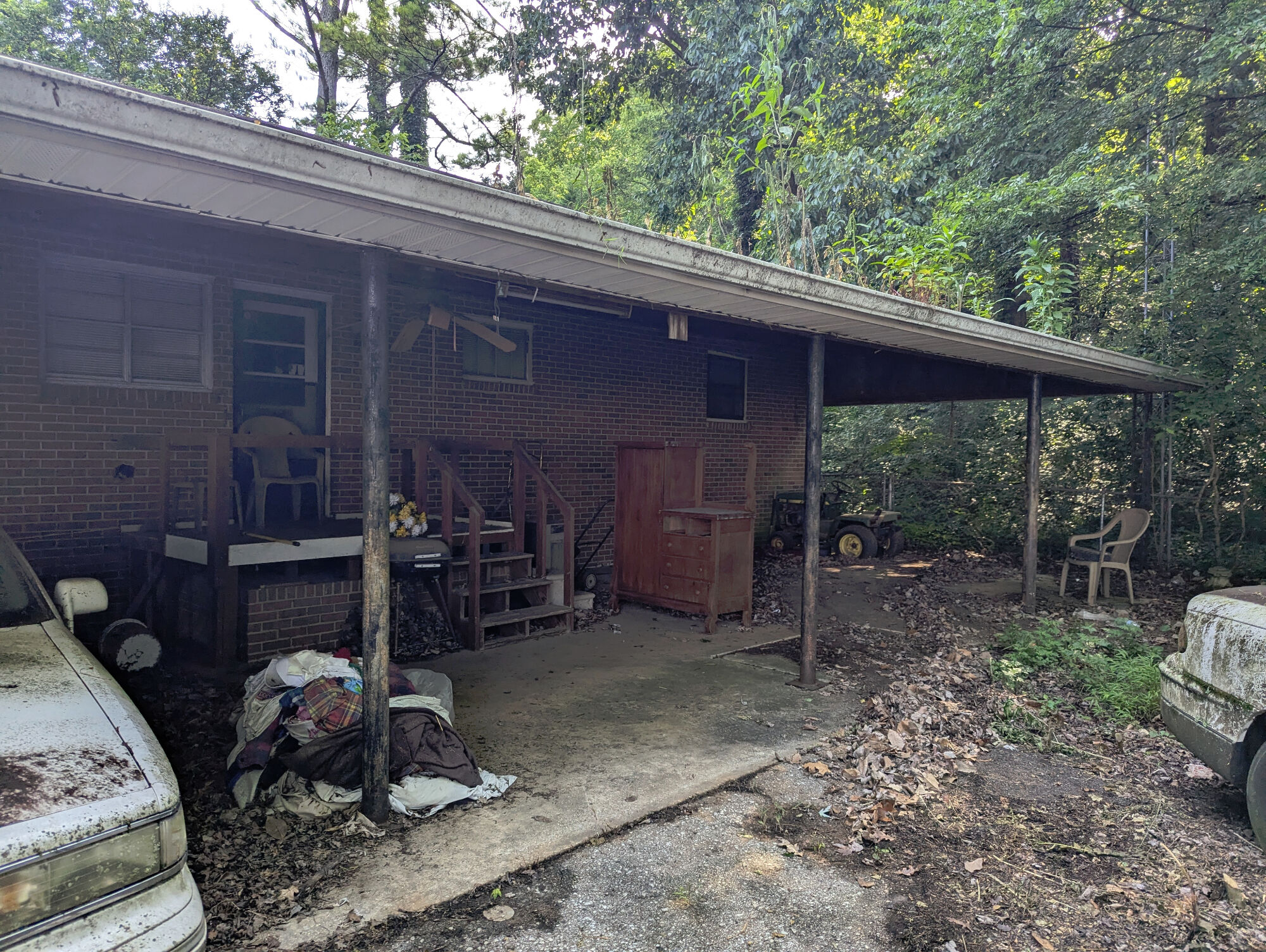 Estate Auction:  3-Bedroom Brick Home & Shop Building On 1 Acre± featured photo 3